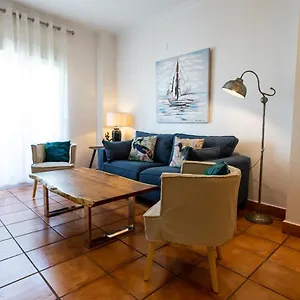 Céntrico Apartamento De 3 Dormitorios En Apartamento